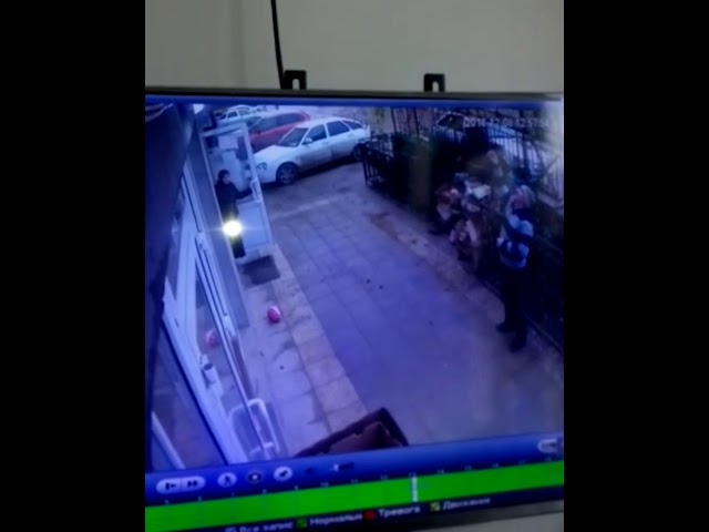 Niña de 5 años cae de un quinto piso en brazos de dos peatones