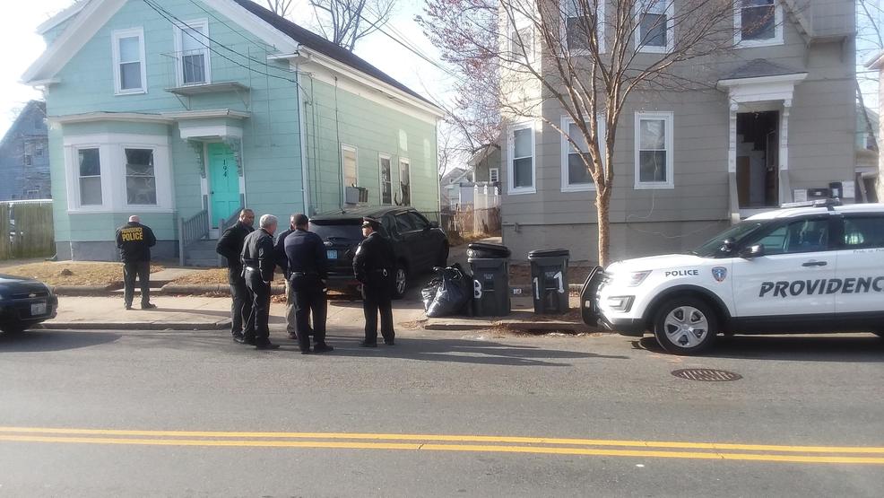 Policía de Providence arresta a hombre en River Ave. por asesinato de mujer