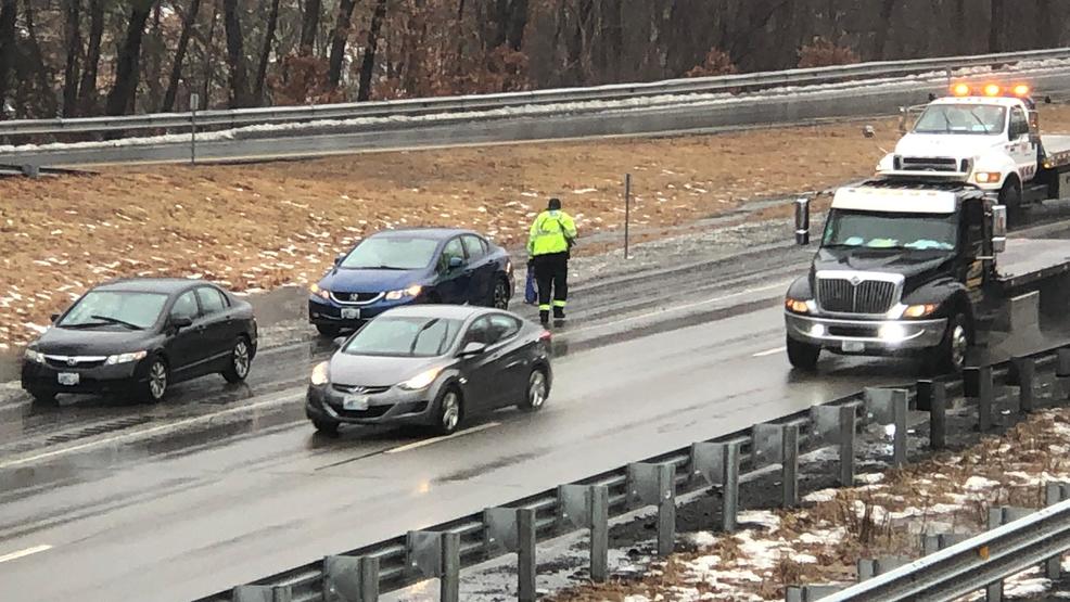 Trabajos en la Ruta 146 provocan daños en neumáticos de coches