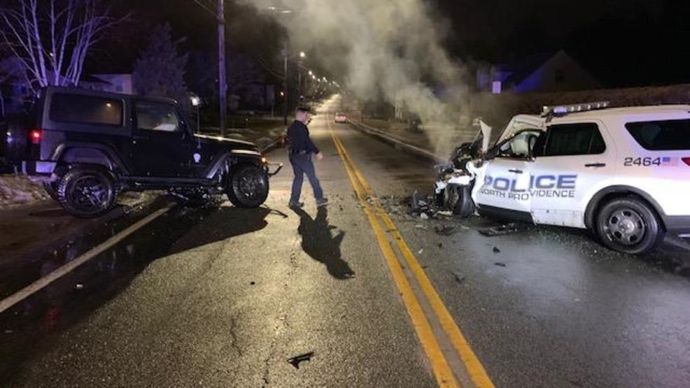 Mujer borracha choca y destruye patrullero en Providence