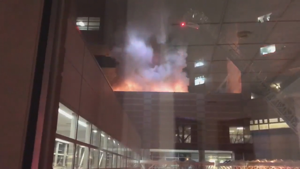 Bomberos reaccionan con eficiencia a incendio en el Hospital Hasbro