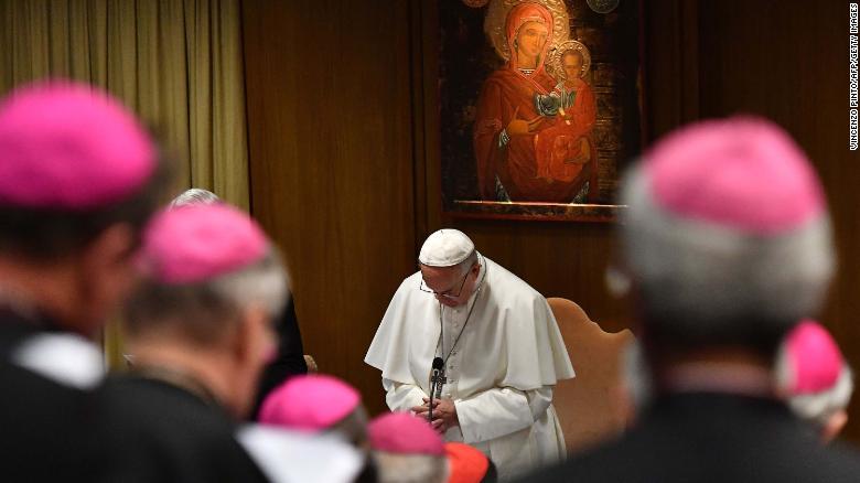«Me hizo abortar 3 veces»: hablan víctimas de sacerdotes