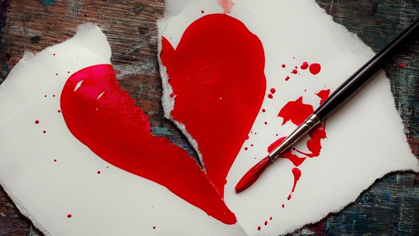 Un bar para gente que odia el día de San Valentín abre en Los Ángeles