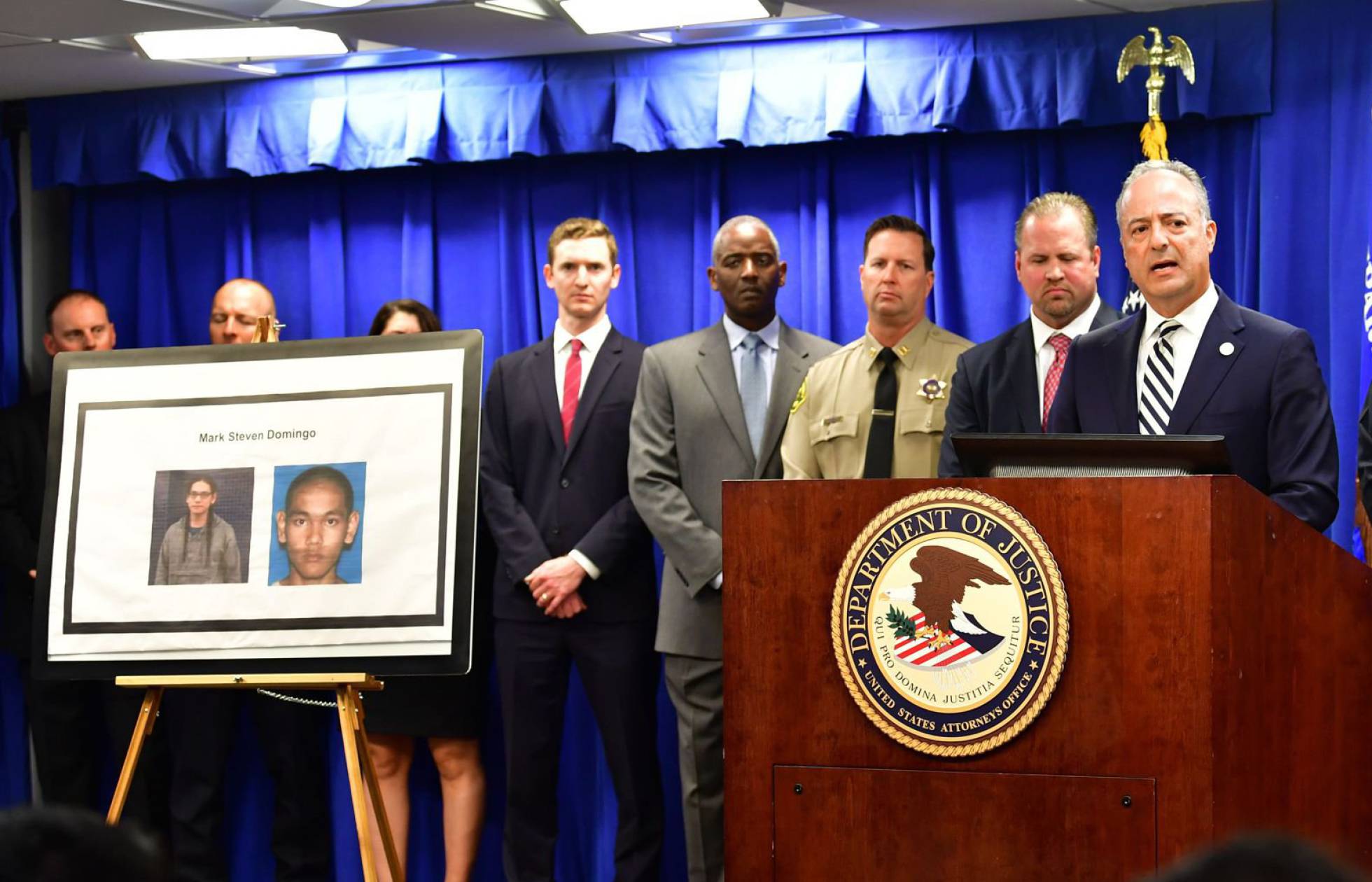 FBI detiene a presunto terrorista: planeaba gran atentado con bomba en L.A.