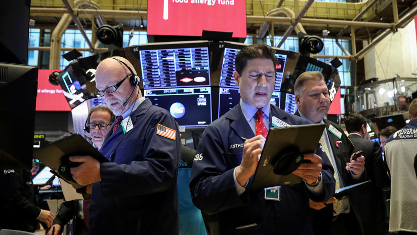 Fuertes pérdidas en Wall Street tras anuncio de Trump de imponer aranceles a México