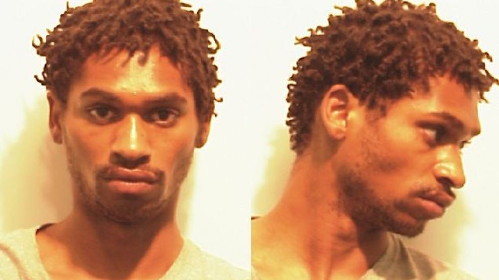 Lo arrestan por atacar a dos mujeres en Providence Place