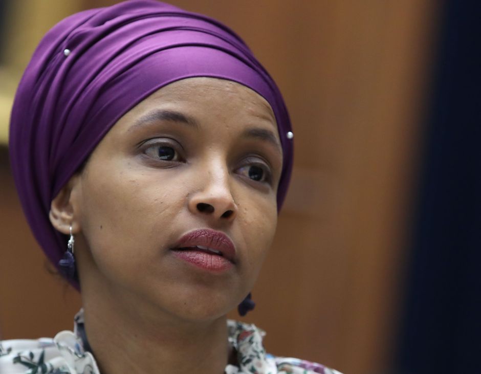 ¿Ilhan Omar se casó con su hermano para obtener la ciudadadía?
