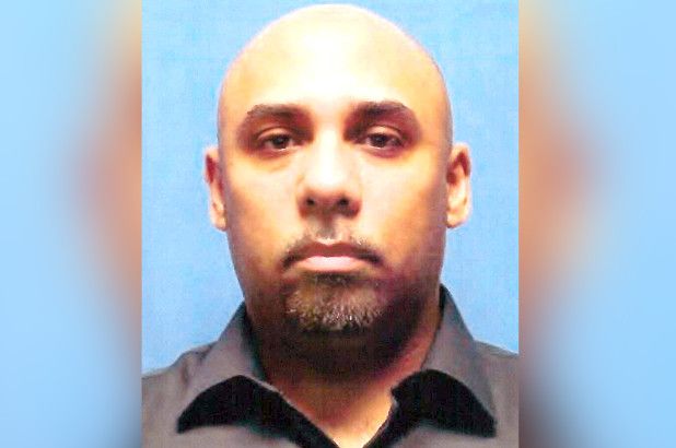 Guardia latino llora al recibir pena de 25 años por abusar reclusas