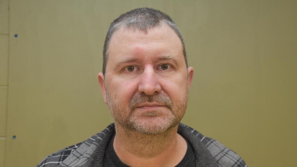 Hombre de Foster (RI) enfrenta 13 recuentos de abuso infantil