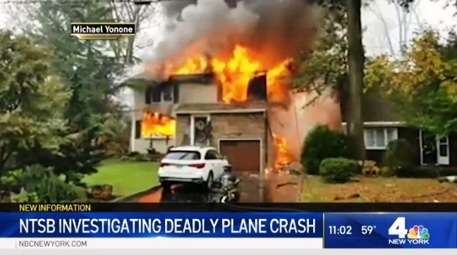 Médico muere cuando su avioneta se entrella contra tres casas en Nueva Jersey