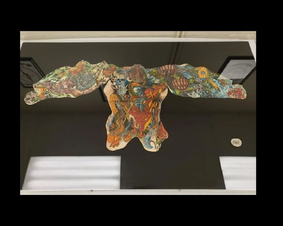 Tétrica moda: conservan piel tatuada de seres queridos fallecidos