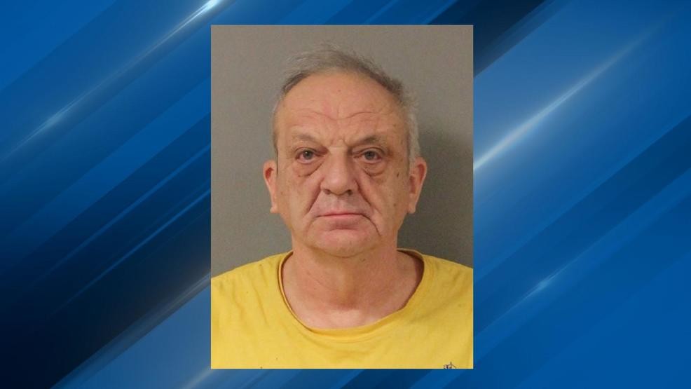 Hombre de Lincoln arrestado por pornografía infantil
