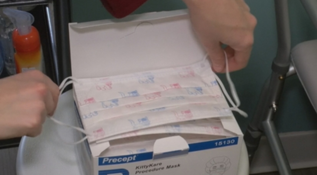 Expertos en salud: las máscaras quirúrgicas no son la mejor protección contra el coronavirus
