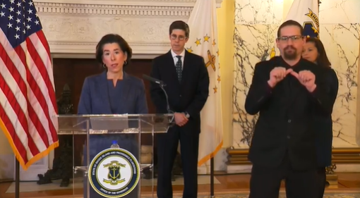 Raimondo: Rhode Island ve una «propagación rápida, cuarta muerte y 114 nuevos casos