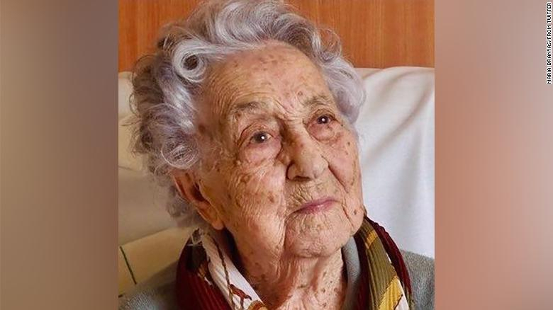 Abuelita de 113 años habla después de vencer al coronavirus