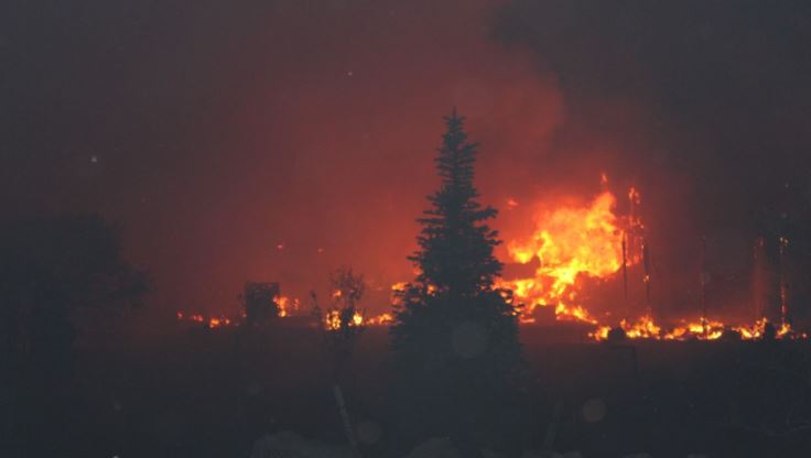 El fuego destruye una casa en Block Island