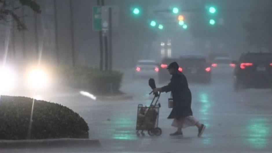 La tormenta tropical Eta toca tierra en los Cayos de Florida