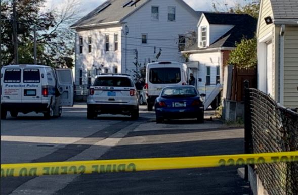 Hombre sospechoso de homicidio en Pawtucket comete suicidio