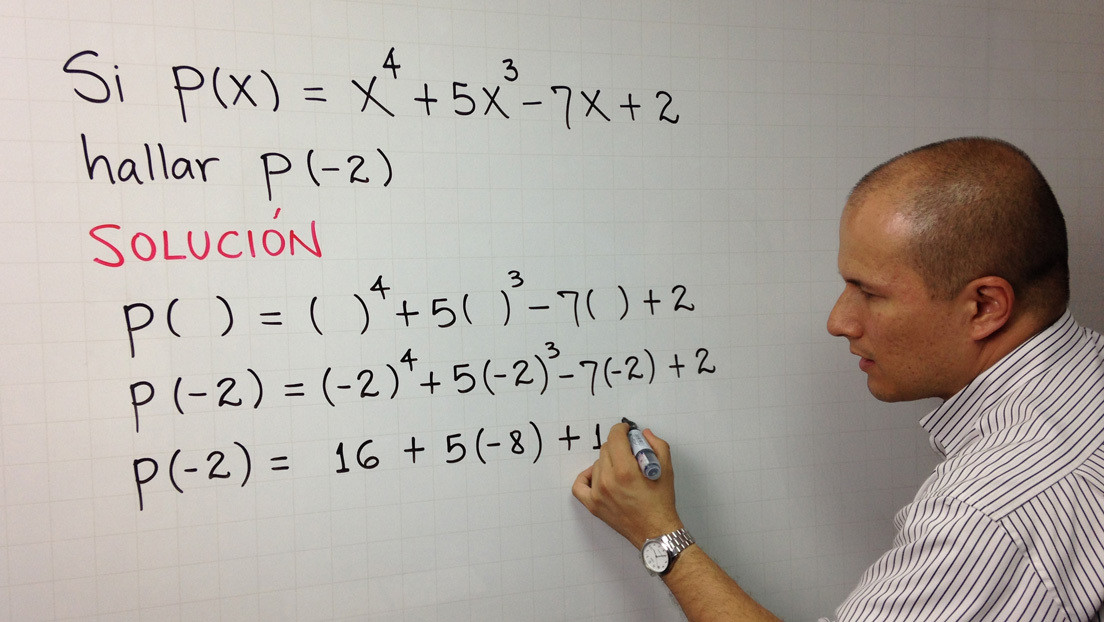 ‘Influencer’ latino rompe record mundial por clases de matemáticas online