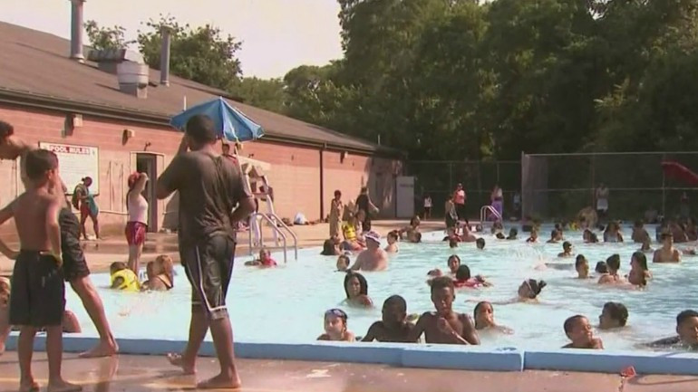 Parques acuáticos de Providence reabrirán debido a las altas temperaturas