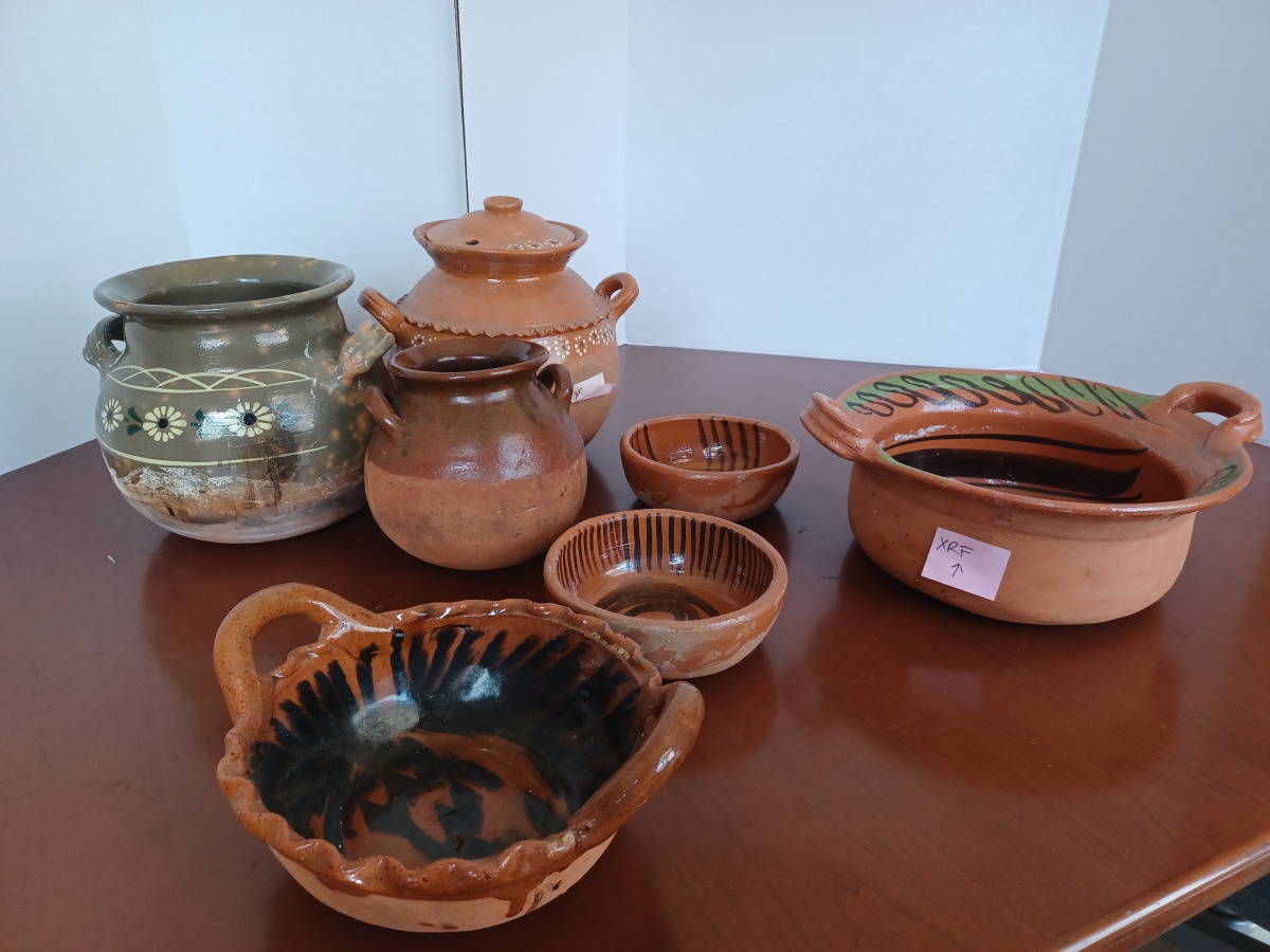 Hispanos intoxicados con plomo por uso de vasijas artesanales