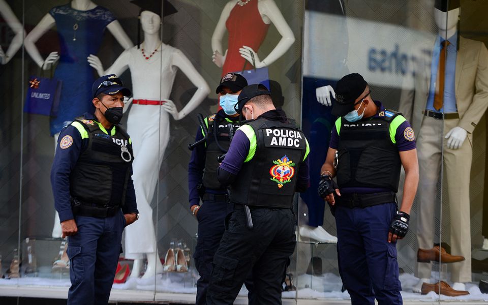 Arrestan a 3 personas por violación y maltrato familiar en Honduras