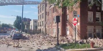 Explosión en Chicago deja al menos 8 personas hospitalizadas