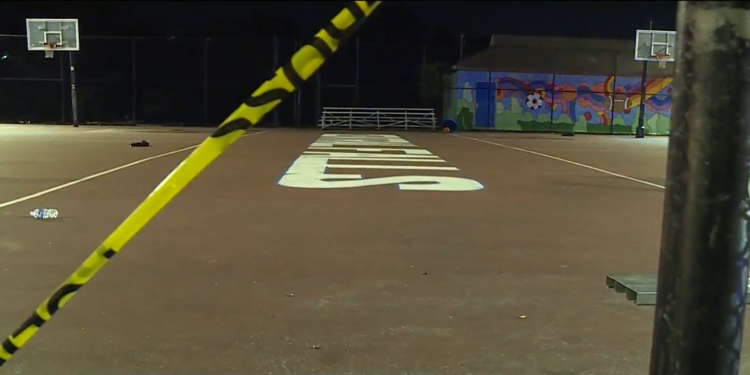 2 heridos en un tiroteo cerca del complejo deportivo de Central Falls