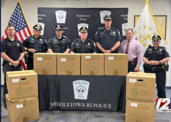 Los organismos policiales de RI donan excedentes de material a Ucrania