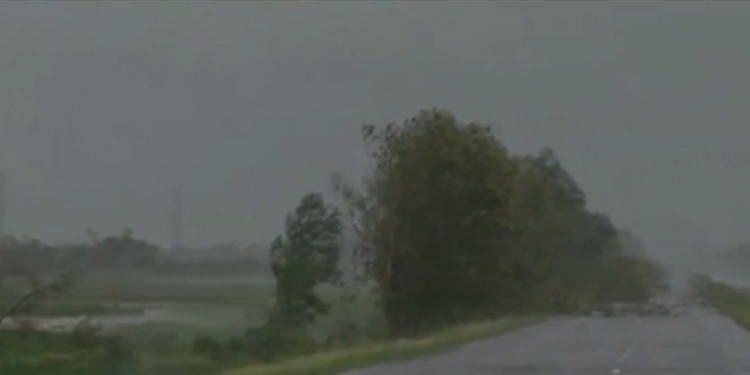 Ian, a punto de ser un huracán de categoría 5, se acerca a Florida