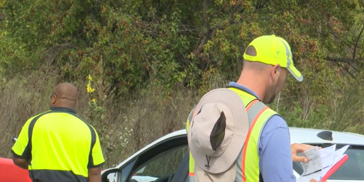 Los problemas de personal hacen que las pruebas de carretera en circuito cerrado se mantengan en el DMV de RI