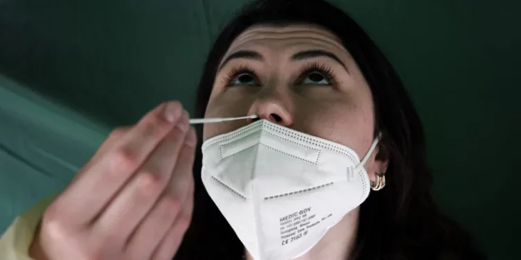 Se han distribuido más de 60 millones de pruebas de Covid-19 en los hogares de los cinco condados