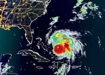 Las Bermudas emite alerta de huracán por Fiona