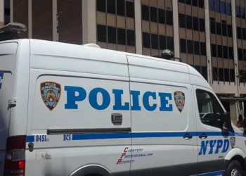 Balean en la cabeza a asistente de 19 años saliendo de trabajar en NY