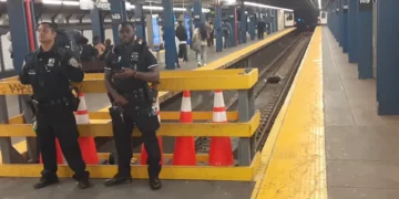 El transporte público pasó de ser vital a mortal en Nueva York