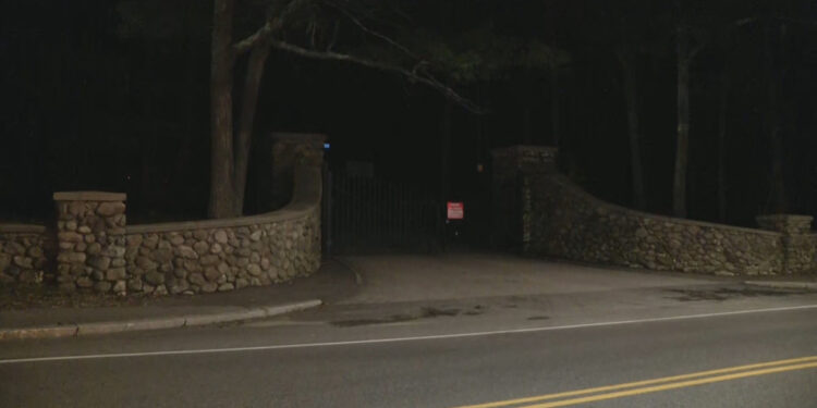 La policía estatal suspende la búsqueda de dos sospechosos de asalto en North Attleborough