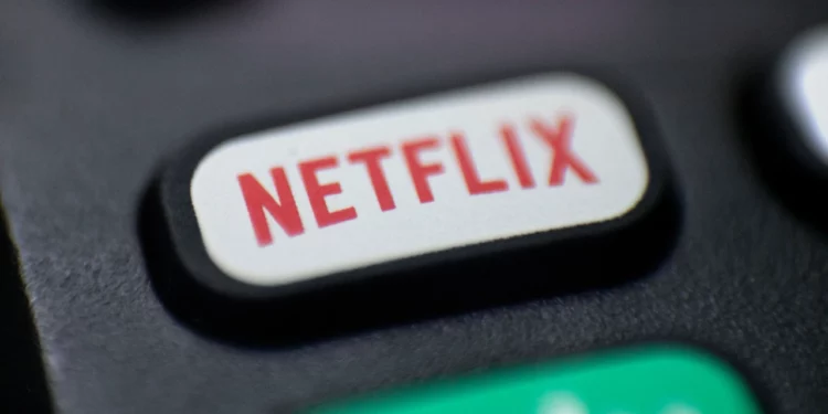 Netflix fija un precio mensual de 7 dólares para su servicio con publicidad