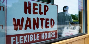 Las ofertas de empleo en EE.UU. se hunden por la ralentización de la economía