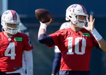 Belichick: Jones seguirá siendo el titular de los Patriots contra los Jets