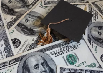 Se abre el sitio de solicitudes para la cancelación de la deuda estudiantil de Biden