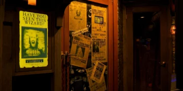 Una pareja de Narragansett transforma el sótano en un nefasto callejón de Harry Potter