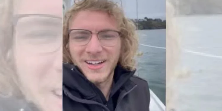 Los guardacostas buscan a un marinero desaparecido en dirección a Florida