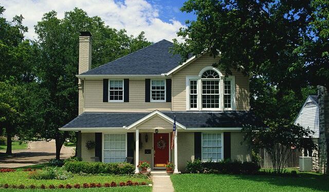 Los precios de la vivienda en EE.UU. finalmente están bajando. Pero, ¿qué tanto?