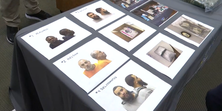 La policía de Providence anuncia 4 detenciones e incautaciones de armas y drogas