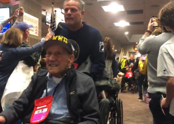 Honor Flight lleva a los veteranos locales a D.C.