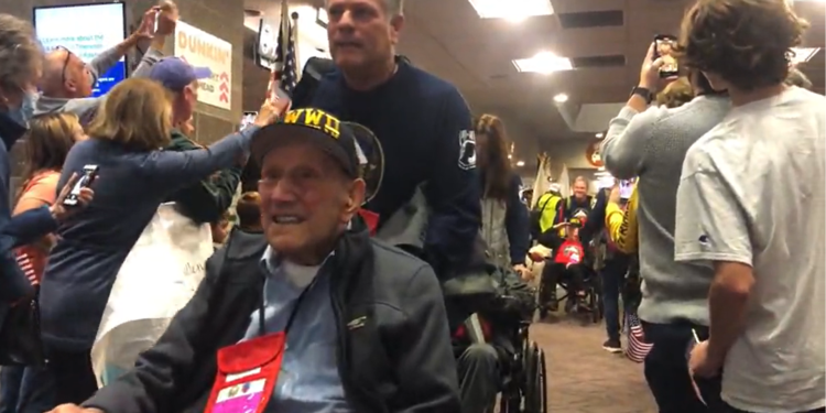 Honor Flight lleva a los veteranos locales a D.C.