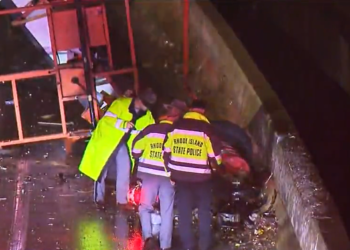 Un motociclista resulta herido en un accidente en la autopista de Providence