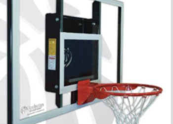 La muerte de un adolescente provoca la retirada de una canasta de baloncesto