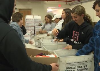 La Operación Alegría Navideña apoya a los militares de RI