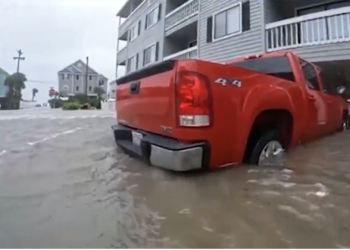 Ian azota Carolina del Sur mientras aumenta el número de muertos en Florida